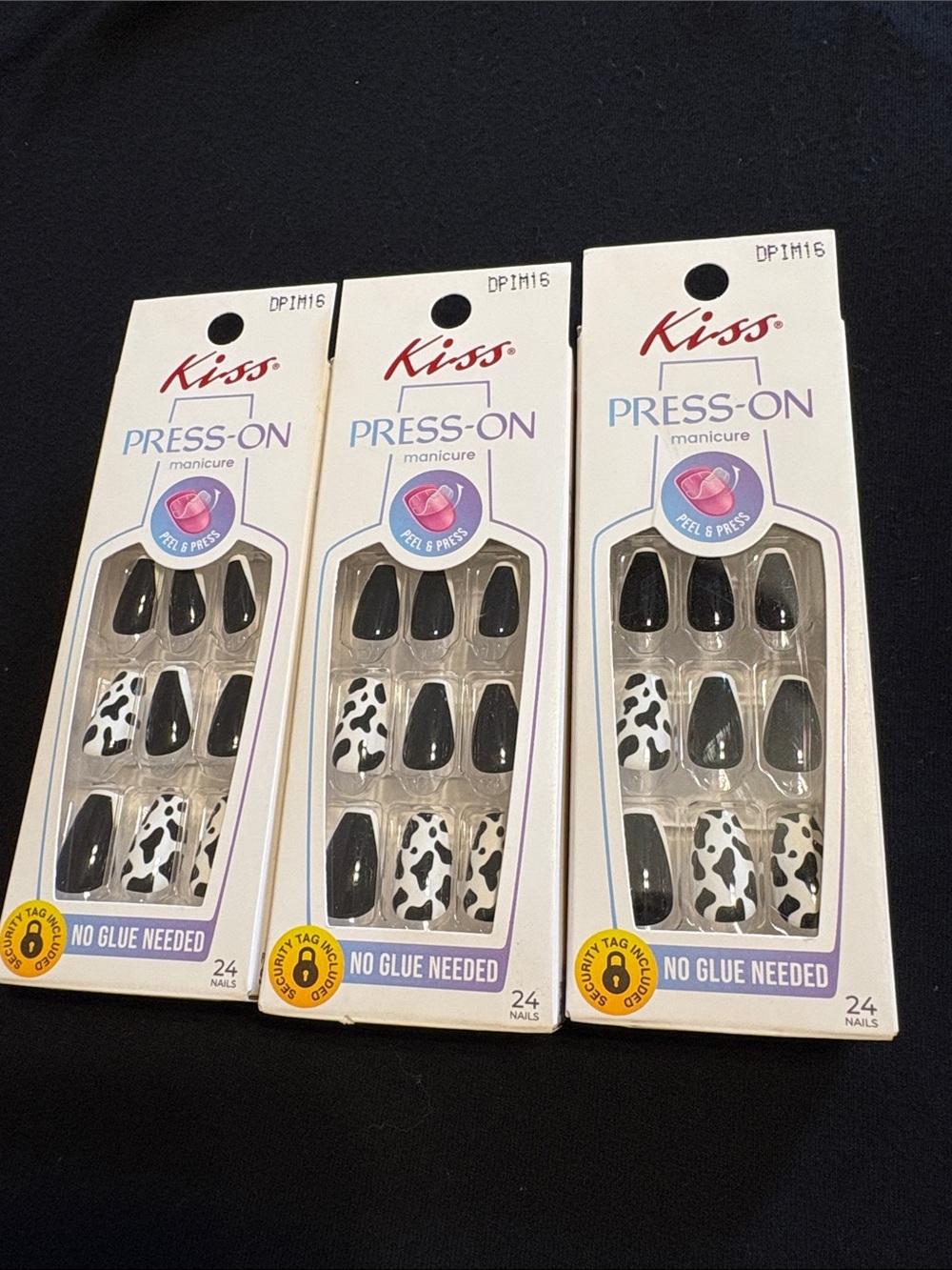Kiss Press-On Black and White Nails “Mistaken Identity” DPIM16 3 Packs NWT